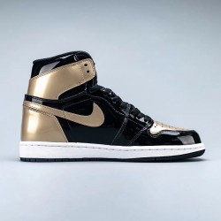 Air Jordan 1 Retro High "Gold Toe"